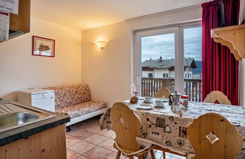 Gionghi-Cappella Apartment | Mountain-View Giongo Residence Aparthotel with Pet-Friendly Amenities