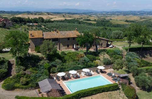 Montaione Apartment | Pet-Friendly Apartment Giotto with Pool & Perfect 10/10 Score