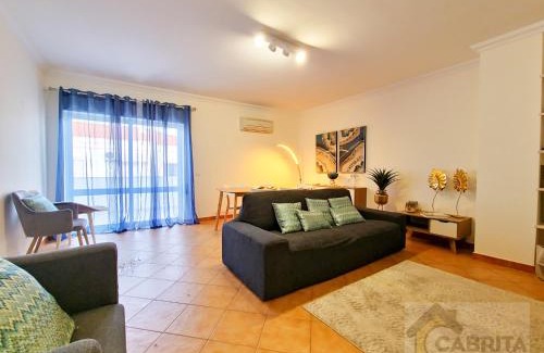 Vila Nova De Cacela Apartment | Family-Friendly Apartment Golden Terrace T2 by YHA