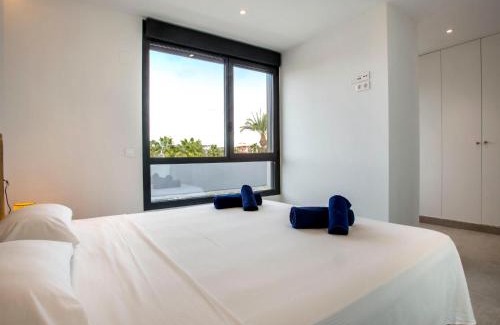 Platja de l'Arenal Apartment | Family-Friendly Apartment Golden Ray Sun-1 with Pool Access