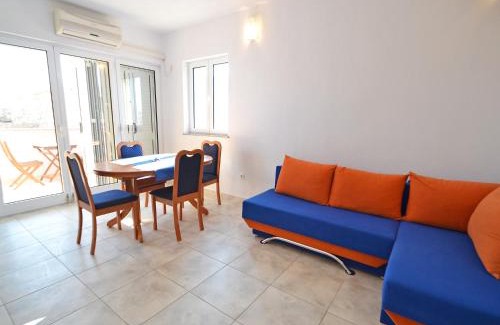 Cesarica Apartment | Oceanfront Apartment Golub-2: Rated 9/10 by Guests