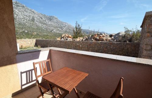 Cesarica Apartment | Oceanfront Apartment Golub-2: Rated 9/10 by Guests