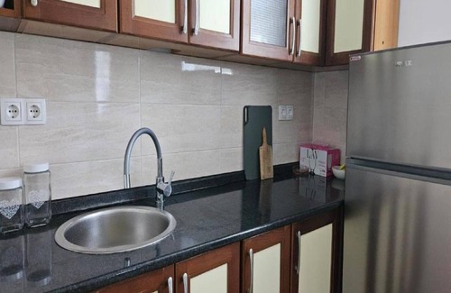 Municipality of Gracac Apartment | Comfortable Apartment Gračac: Family-Friendly with Kitchen