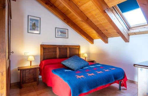 Saint-Nicolas Apartment | Family-Friendly Apartment Grand Sarriod for Memorable Stays