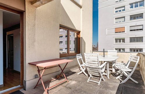 Cronenbourg Ouest Apartment | Apartment 'Grand Tout Confort' with Private Terrace, Balcony and Wi-Fi
