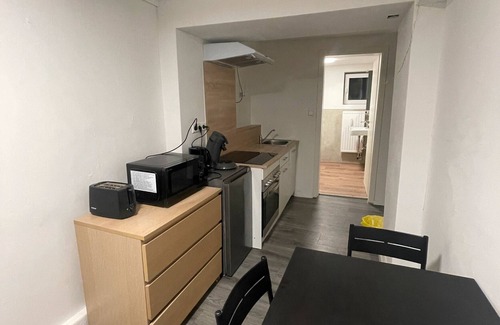 Furfeld Apartment | Apartment 'Große Wohnung' with Wi-Fi