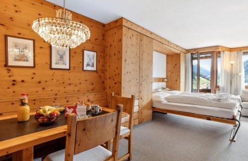 Meierhof Apartment | Family-Friendly Apartment Guardaval with Private Pool Access