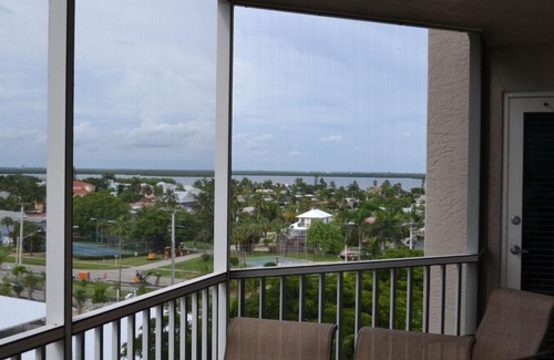 South Island Apartment | Discover Oceanfront Bliss at Gullwing Beach Resort