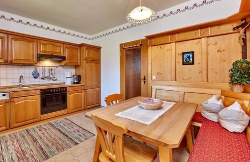 Unterammergau Other | Cozy Apartment Hörnle: Family-Friendly Retreat with Kitchen