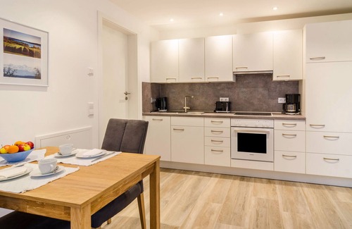 Ueberlingen Apartment | Cozy Apartment Haus Amber with Balcony & Ocean View