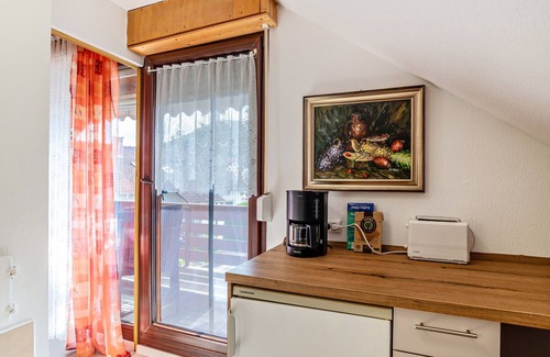 Gossersweiler Apartment | Cozy Apartment "Haus Günter und Valeria" with Mountain Views