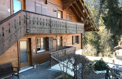 Zweisimmen Apartment | Family-Friendly Retreat at Apartment Halten - Hofmann