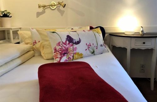 Cochem Bed & Breakfast | Oceanfront Retreat at Apartment Happy Mosel - Rated 9.3/10