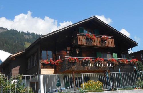Adelboden Apartment | Highly Rated Apartment Hari: Family-Friendly Retreat