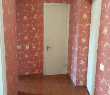 Zarichnyi District Apartment | Guest Rated: Apartment Harkovskaya with Child-Friendly Amenities