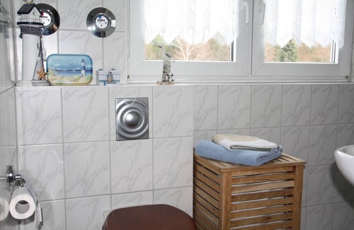 Gruenau Apartment | Oceanfront Apartment 'Haus Cürsgen' with Wi-Fi & Spa