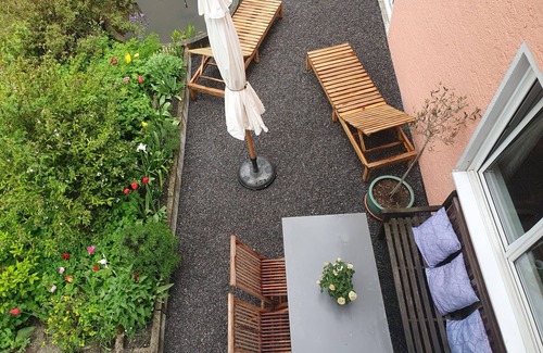 Sinzing Apartment | Cozy Apartment 'Haus Rosenbusch' with Private Terrace & Ocean View
