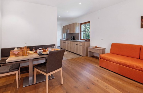 Sluderno Apartment | Apartment 'Hausergut Pinova' with Mountain View, Shared Garden and Wi-Fi