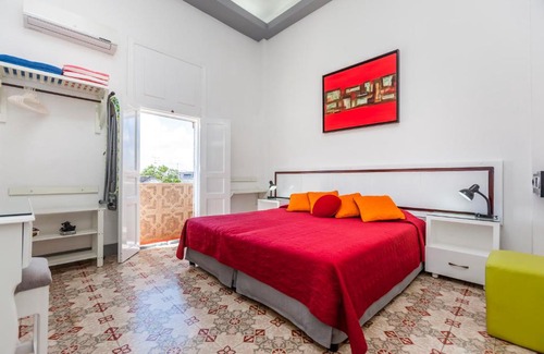 Old Havana Apartment | Family-Friendly Stay at Apartment Havana - 4-Star Comfort