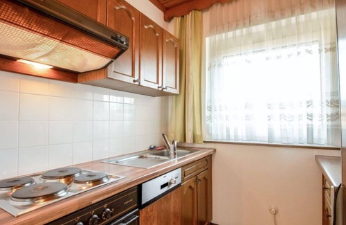 Klopein Apartment | Lake View Apartment Hecht with Spa & Breakfast Included
