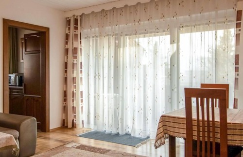 Klopein Apartment | Lake View Apartment Hecht with Spa & Breakfast Included
