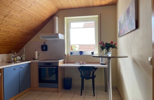Weiterndorf Apartment | Apartment 'Heilsbronn' with Balcony and Wi-Fi