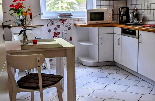 Hargesheim Apartment | Apartment Heinrich - Generous granny flat with sep. Entrance