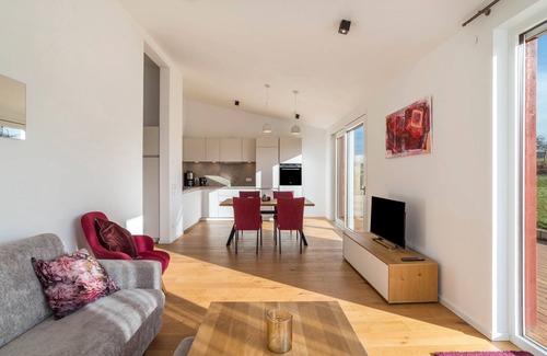 Conweiler Apartment | Guest Favorite: Apartment 'Herbst' with Pool & Private Terrace