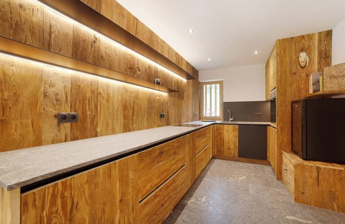 Moso in Passiria Apartment | Mountain View Apartment 'Herrischner 2' with Private Terrace