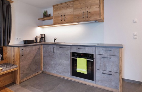 Lasa Apartment | Apartment 'Heuduft' with Mountain View, Shared Garden and Wi-Fi