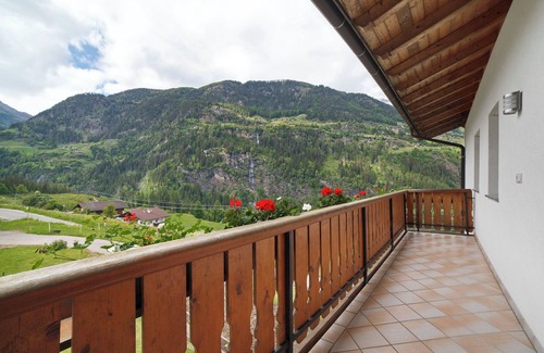 Moso in Passiria Apartment | Apartment 'Hienerhof' with Mountain View, Private Terrace and Wi-Fi