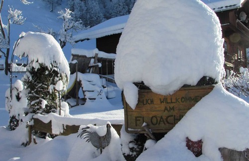 Weerberg Apartment | Family-Friendly Farm Retreat at Apartment Hirzerblick