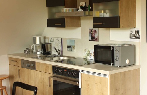 Detern Apartment | Ocean View Apartment Hofmann - Highly Rated Family Escape