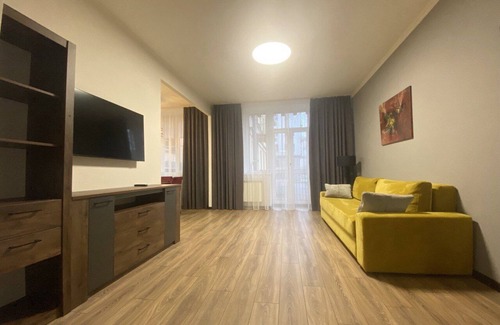 Zakharova-Pulikhova Apartment | Cozy Apartment Home Apart Minsk with Breakfast Option