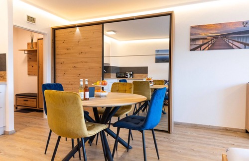 Gaienhofen Apartment | Apartment 'Höri Nest - Abendsonne Appartement' with Balcony and Wi-Fi