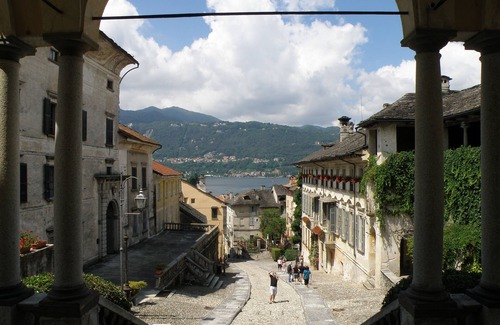 Orta San Giulio Apartment | Discover Apartment Horta: Prime Lake View with Pool Access