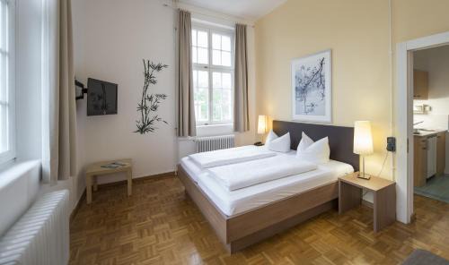 Petershausen-West Hotel | Discover Apartment Hotel Konstanz: Family-Friendly Retreat