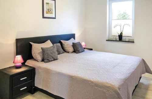 Sommersdorf House | Pet-Friendly Apartment House Seeperle in Sommersdorf