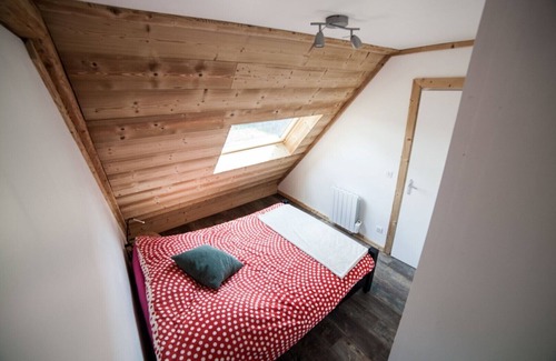Huez-en-Oisans Apartment | Renovated Duplex in Huez Village with Breakfast Included