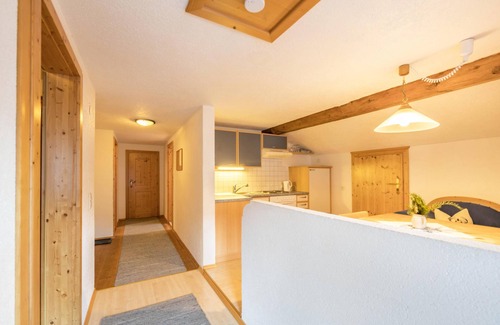 Hippach-Schwendberg Apartment | Cozy Apartment in Alpine Chalet Bergprinzessin with Balcony
