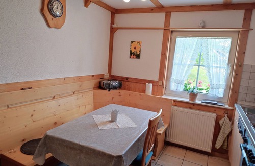 Schonenbach Apartment | Family-Friendly Apartment with Pool Near Schluchsee - 10/10 Rated