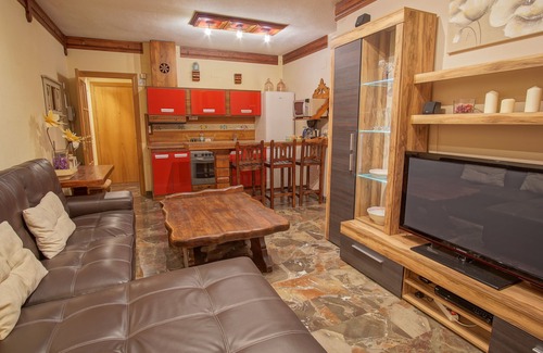 Zaidin Apartment | Discover Granada from Your Ideal Apartment near Campus de la Salud
