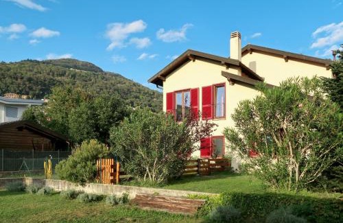 Maccagno Apartment | Family-Friendly Retreat at Apartment Il Ciliegio by Interhome