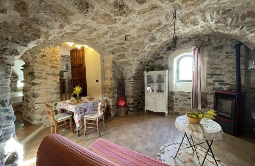 Valloria Apartment | Family-Friendly Retreat at Apartment Il Mulino - VLO207