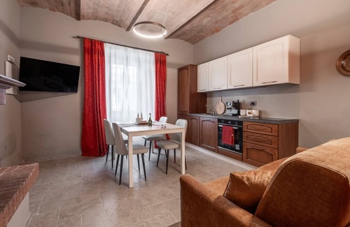 Semproniano Apartment | Apartment 'Il Rifugio Illuminato - Morellino' with Shared Garden, Wi-Fi and Air Conditioning