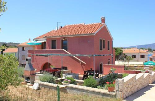 Ilovik Apartment | Pet & Child Friendly Stay at Apartment Ilovik 8069a