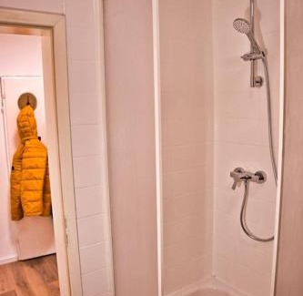 Wiemelhausen Apartment | Convenient Apartment in the Heart of Bochum, Kid-Friendly