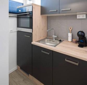 Braunschweig City Center Apartment | Central Braunschweig Apartment with Parking & Breakfast