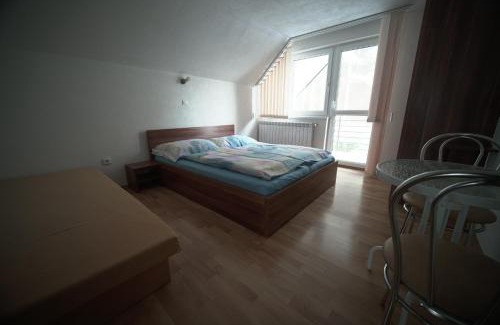 Lucky Apartment | Family-Friendly Apartment Imka with Great Reviews!