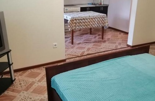 Nefteyugansk Apartment | Budget-Friendly Apartment in 14 Microdistrict with Amenities